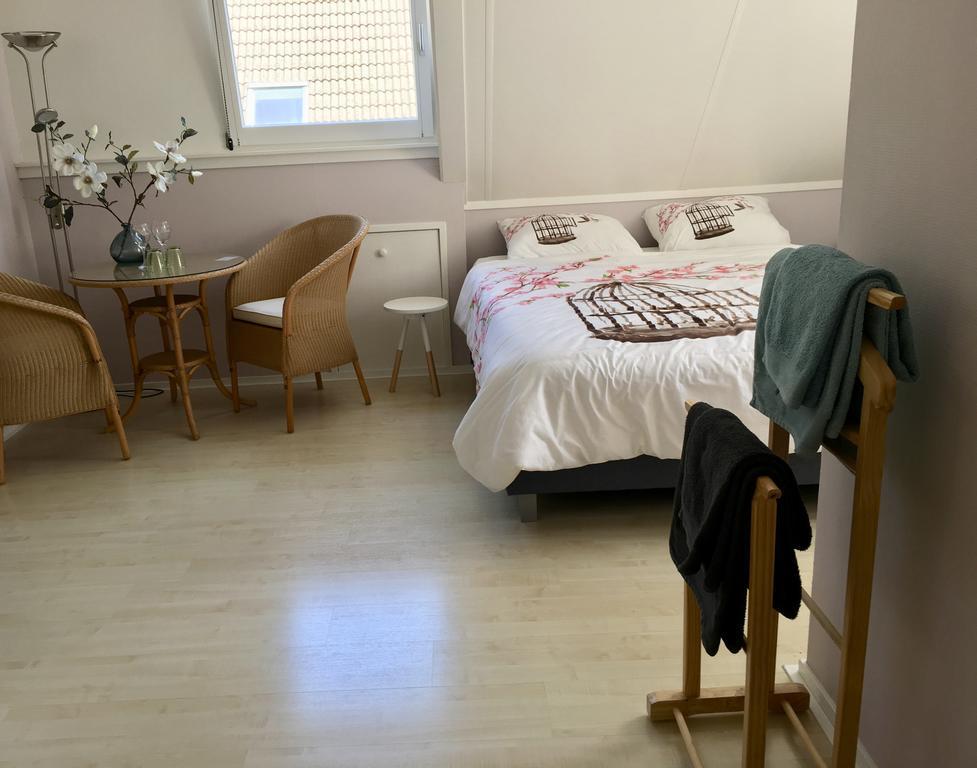 Bed And Breakfast De Lijster Zuid-Scharwoude Exterior foto